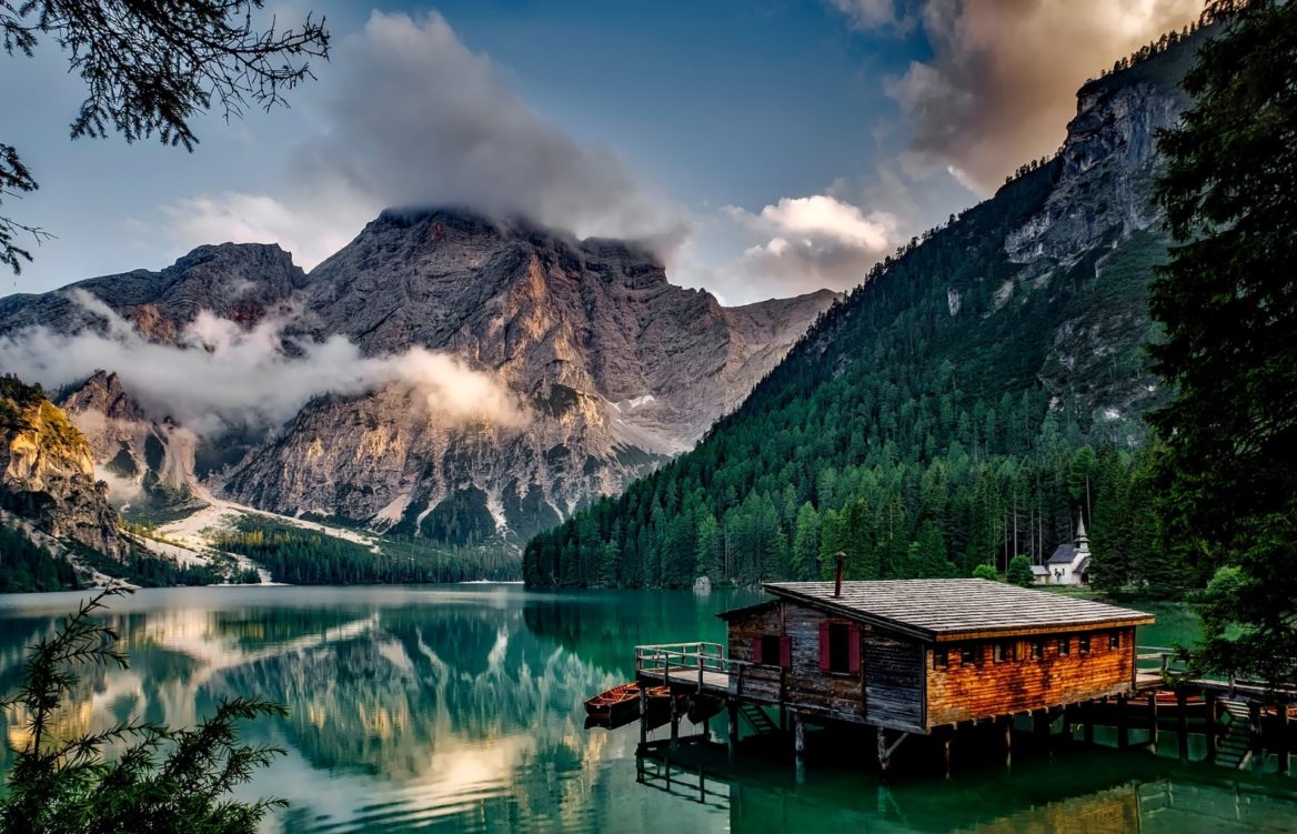 Forrest Mountain Lake Cabin Landscape